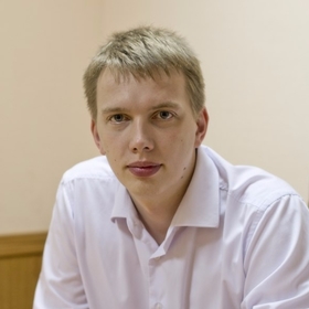 Борис Староверов