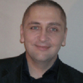 Роман Строганов