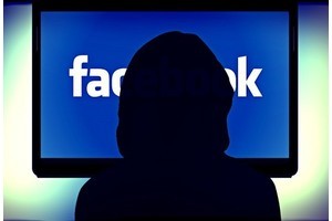 Facebook заблокировал 500 тыс. фейковых аккаунтов