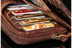 Кредитные карты: борьба за доверие