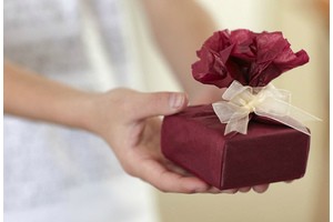 Как дарить оригинальные корпоративные подарки, невзирая на обстоятельства