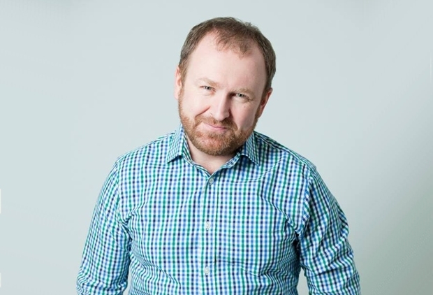 Руководитель зависит. Голос лидера. Директор имидж авто. Директор имидж оптика Михайлов