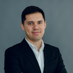 Виталий Панов