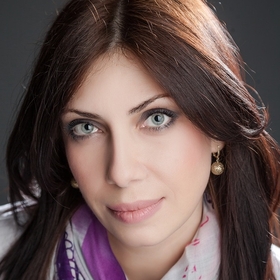 Елена Карманова