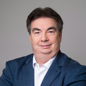 Александр Антипов