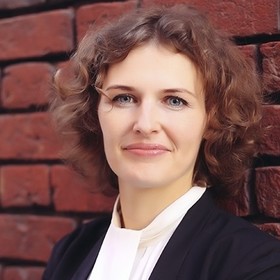 Елена Чепракова