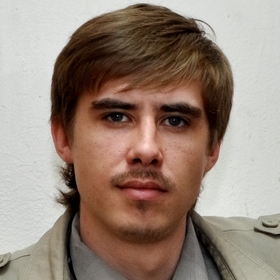 Илья Безручко