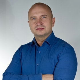 Михаил Симонов