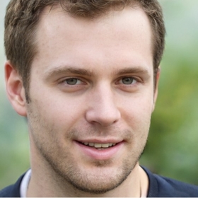 Виктор Петров