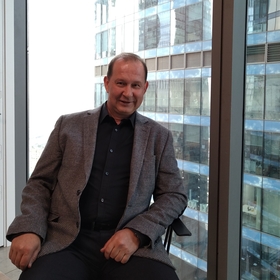 Олег Верняковский