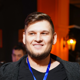 Евгений Неверов