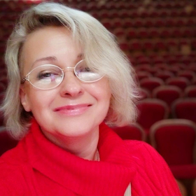 Елена Шуткова