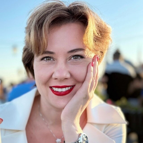 Елена Лимонова