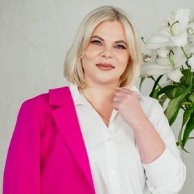 Анна Зорина