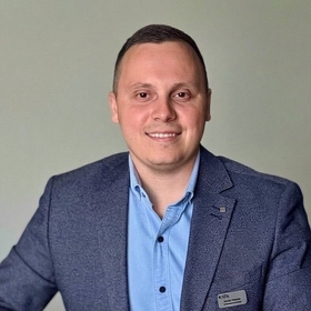 Руслан Галанов