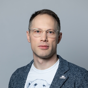 Михаил Беляев