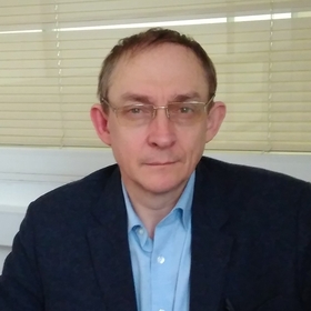 Леолнид Хрусталев
