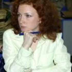 Елена Попова