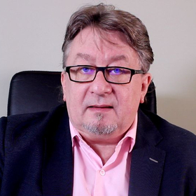 Дмитрий Хлебников