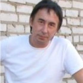 Сергей Азовских